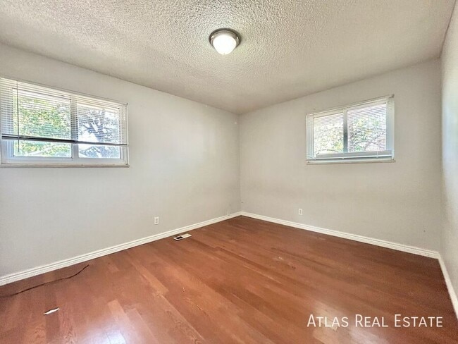 Building Photo - 12494 Edwards Pl