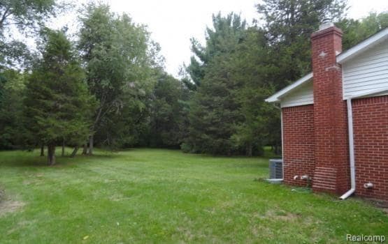 Building Photo - 3211 McCluskey