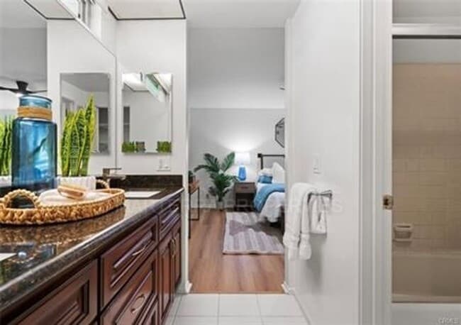 Building Photo - Beautiful Home in Irvine