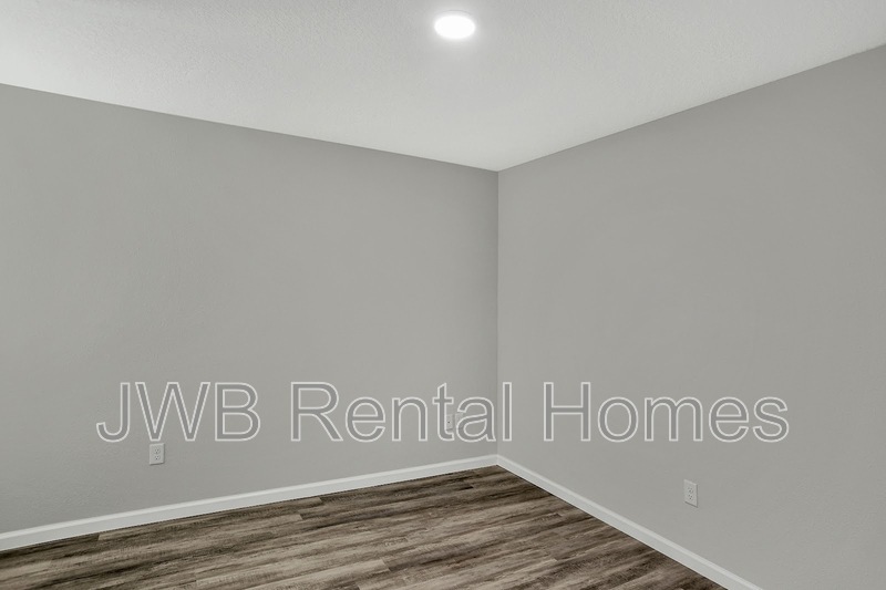 Building Photo - 963 Palmetto St