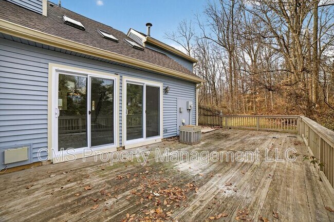 Building Photo - 1803 Poplar Ct