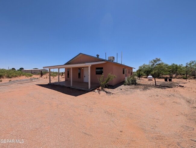 Building Photo - 13918 Wild Flower Dr