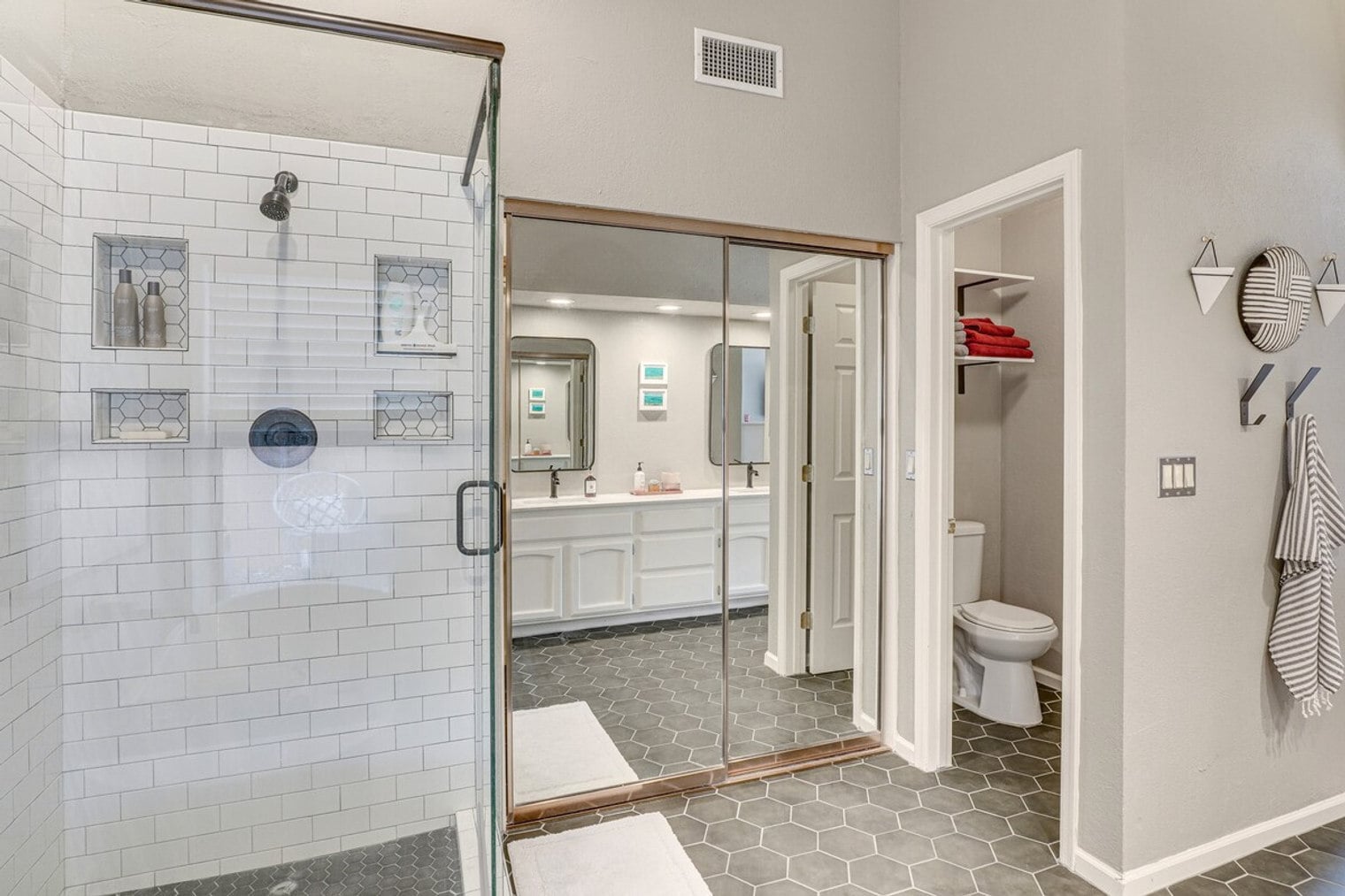 Building Photo - 2873 N Marquise Ct