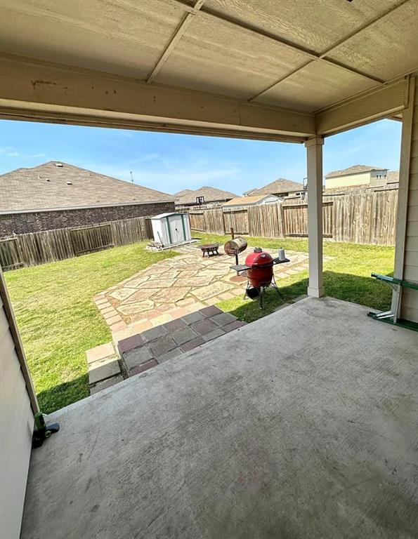 Building Photo - 19600 Per Lange Pass