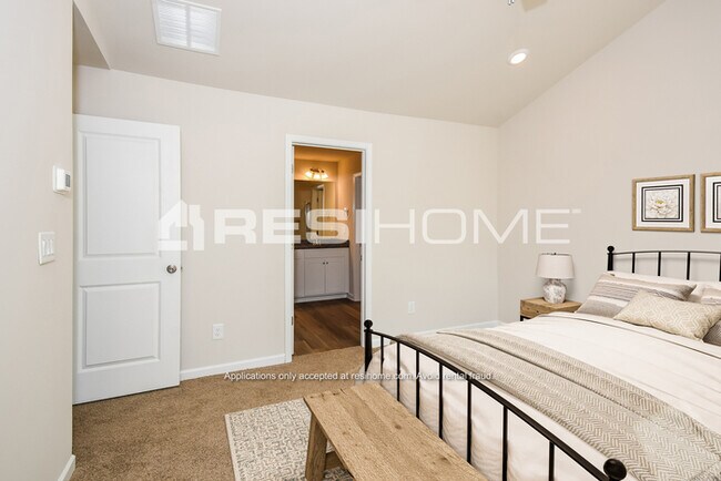Building Photo - 2380 Whitburn Rd