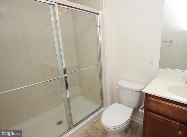 Building Photo - 185 Magellan Dr