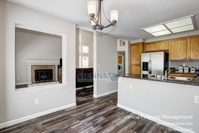 Building Photo - 5360 Delta Dr