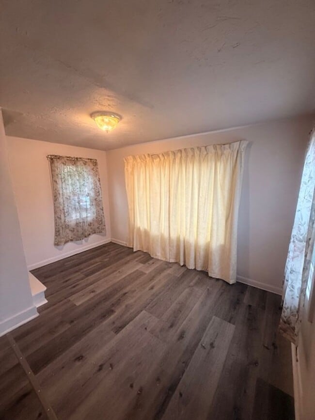 Building Photo - Great Home in Bethel-Danebo Neighborhood