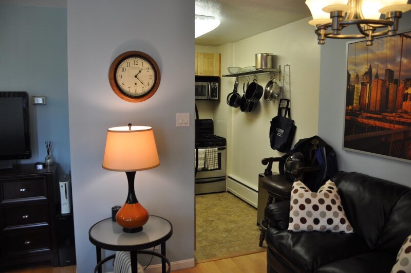 Building Photo - 1245 4th St SW