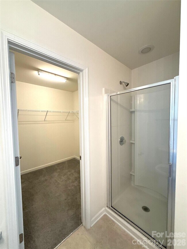 Building Photo - 354 Cornielle Ln