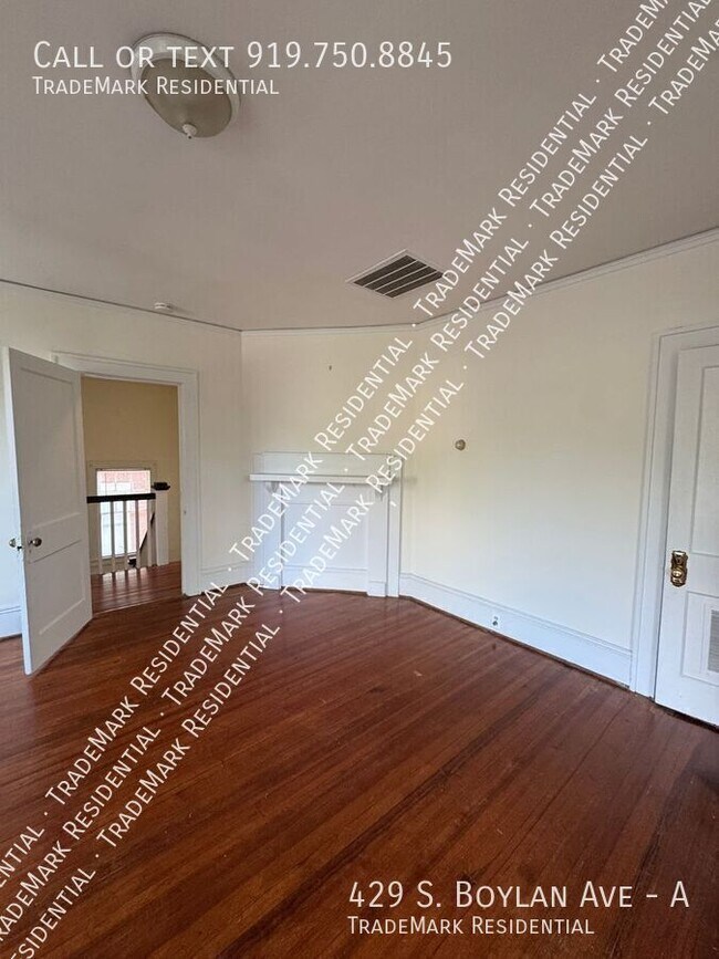 Building Photo - 429 S Boylan Ave