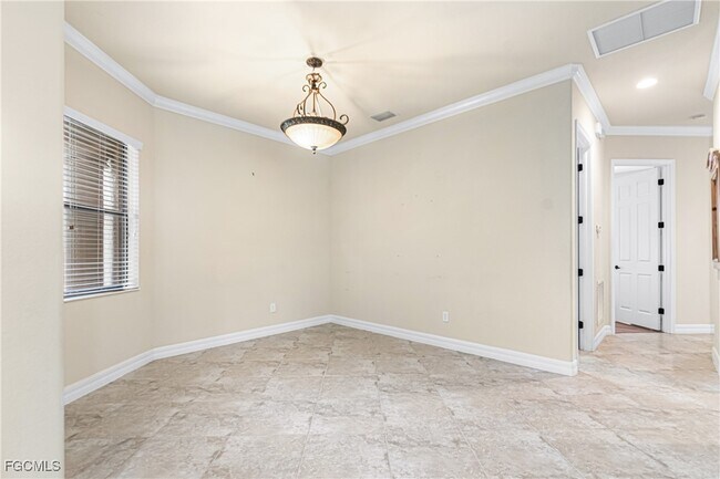 Building Photo - 11006 Longwing Dr