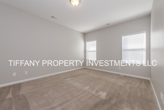 Building Photo - 8219 Romana Red Ln