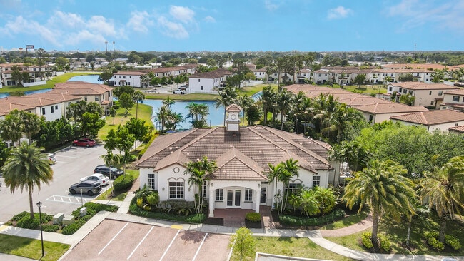 Building Photo - 4170 Napoli Lake Dr