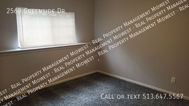 Building Photo - 2569 Greenside Dr