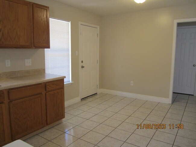 Building Photo - 3BR/1BA Single Family Home in Gulfport for...
