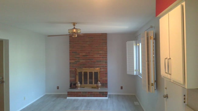 Building Photo - 9663 Yorkshire Estates Dr