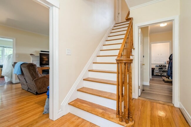 Building Photo - 1711 NY-17A