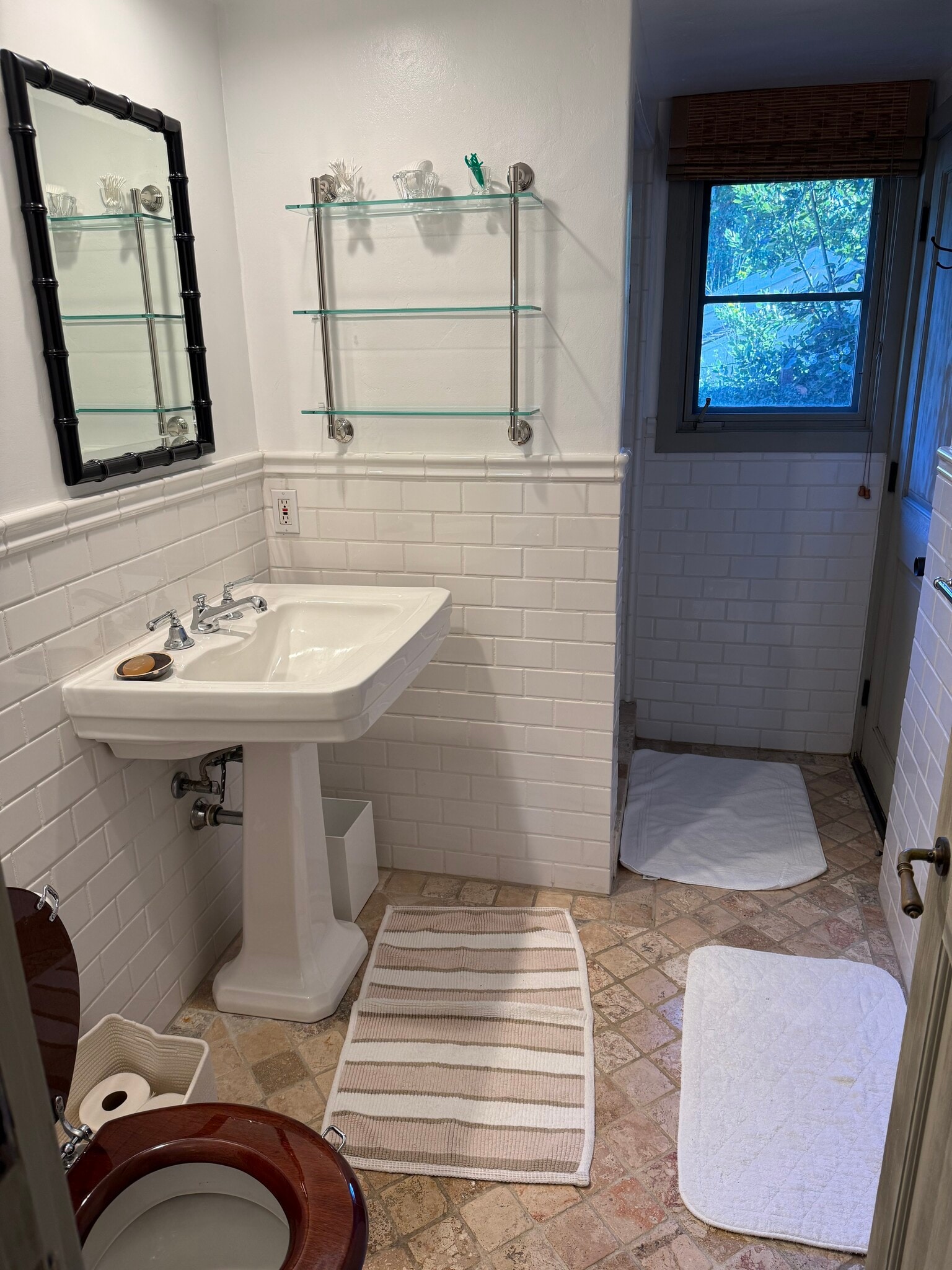 bathroom - 1741 Coldwater Canyon Dr