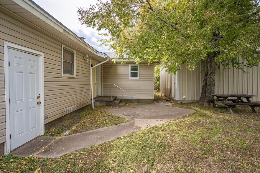 Backyard - 1800 Hilltop Dr