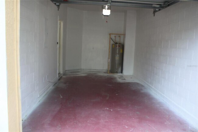 Building Photo - 2468 Temple Grove Ln