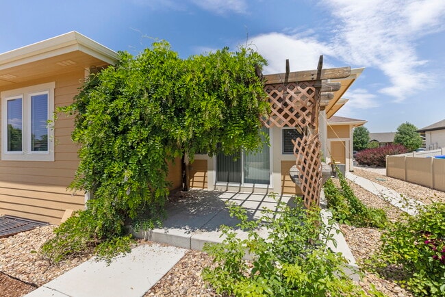 Building Photo - 7401 Turnbull Ct