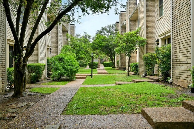 Primary Photo - 8400 Jamestown Dr