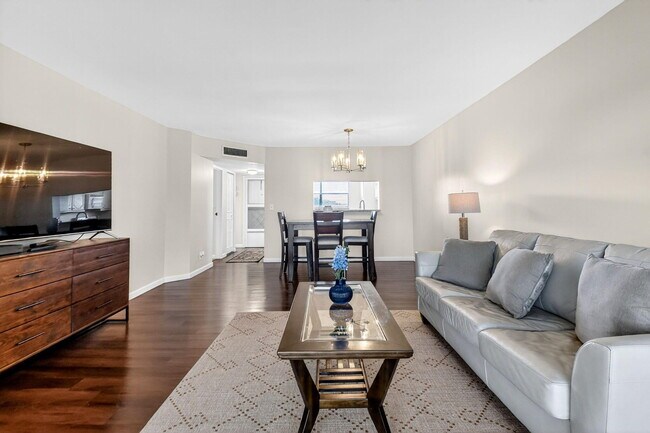 Building Photo - 3661 Via Poinciana