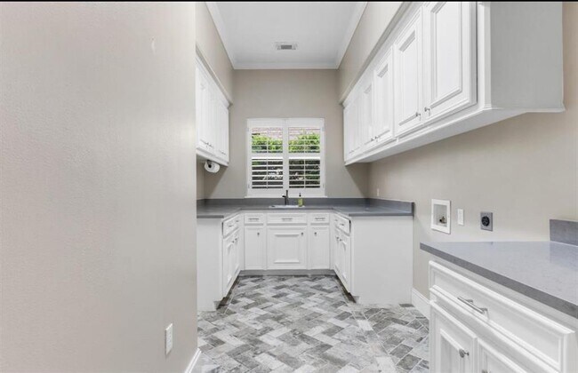 Building Photo - 35 Glenleigh Pl