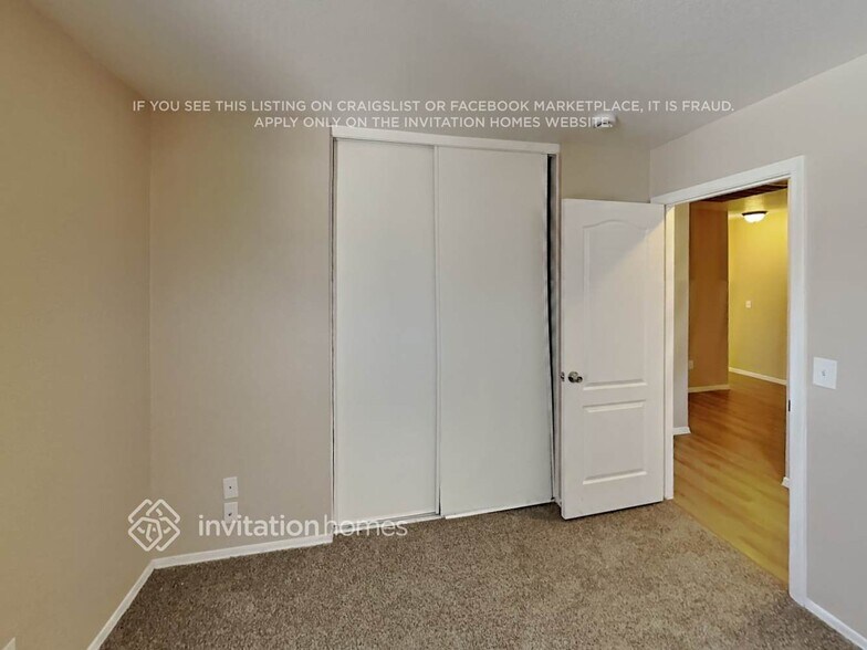 Building Photo - 10749 W Carlota Ln