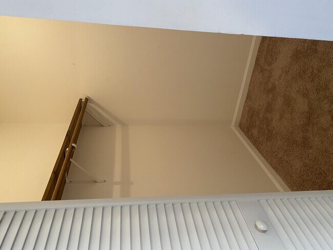 Building Photo - 6667 Cedar Lake Dr