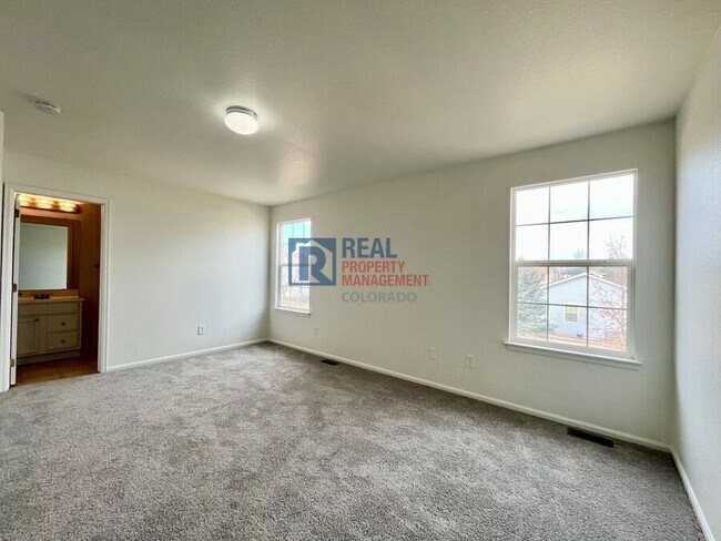 Building Photo - 16453 E Phillips Dr