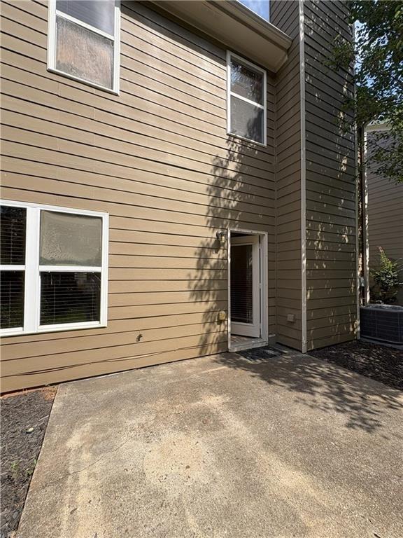 Building Photo - 1372 Blackstone Way