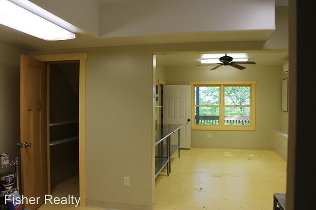 Building Photo - 3 br, 2.5 bath House - 243 Hard Times Ridge