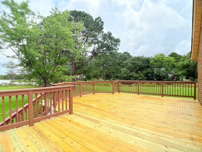 Building Photo - 172B Hunts Neck Road, Poquoson, VA 23662