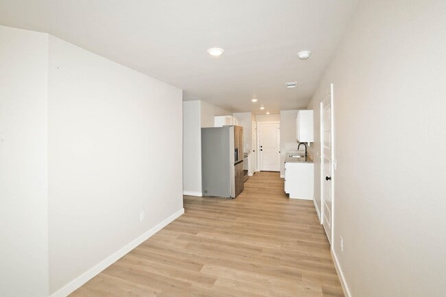 Building Photo - 5009 Stoney Fork St