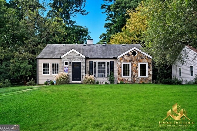 Building Photo - 1439 Westridge Rd SW