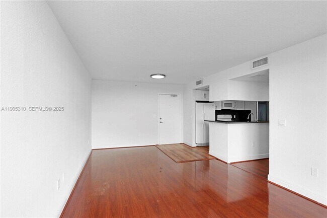 Building Photo - 816 NW 11th St