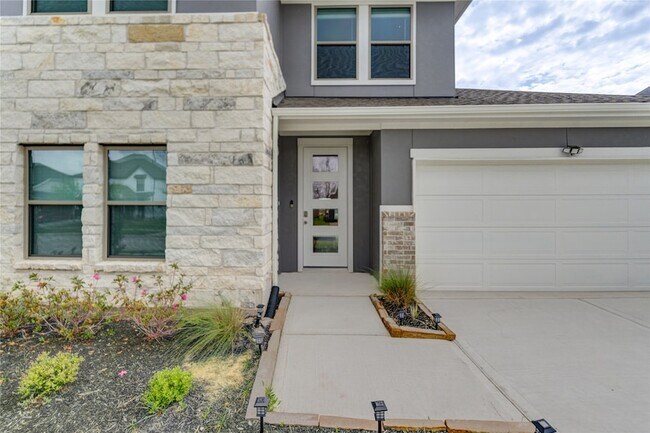 Building Photo - 6607 Arabella Lakes Dr