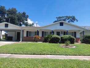 Building Photo - 1527 Leeway Ave
