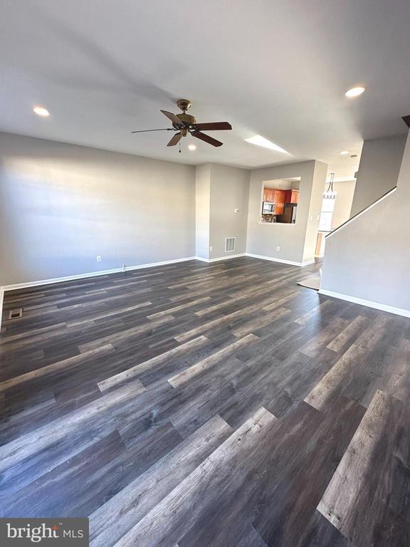 Building Photo - 45514 Cambers Trail Terrace