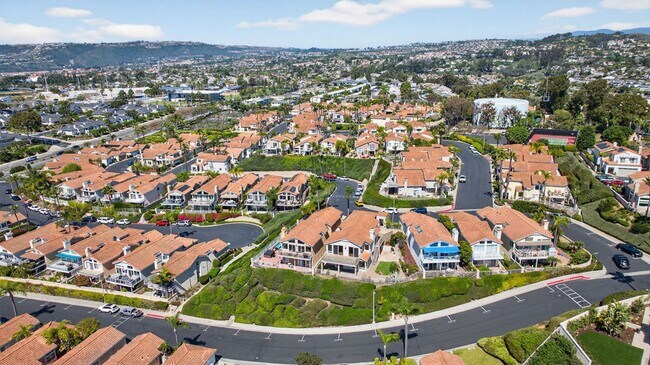 Building Photo - The Ultimate Coastal Escape: 3 Bedrooms with Panoramic Ocean Views in Gated Waterford Pointe!