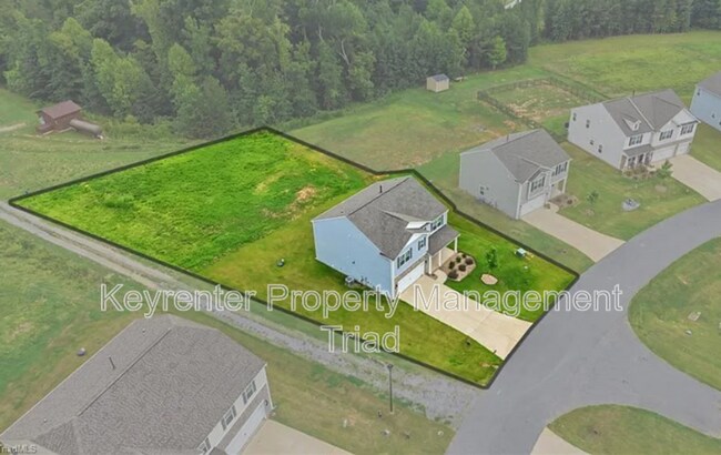 Building Photo - 7448 Buckpasser Dr