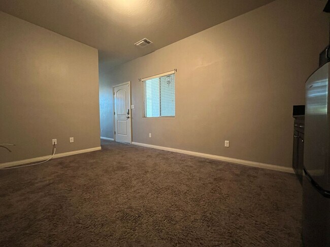 Primary Photo - 1506 Platea St