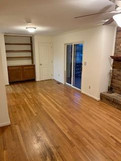 Building Photo - 3433 Springlake Dr