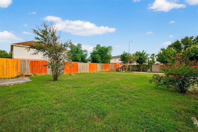 Building Photo - 21515 White Falls Ln
