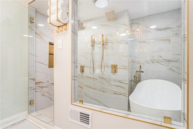 Building Photo - 2794 Mitchell Dr