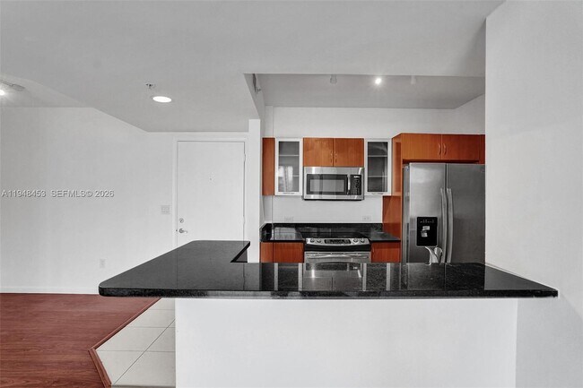 Building Photo - 18800 NE 29th Ave