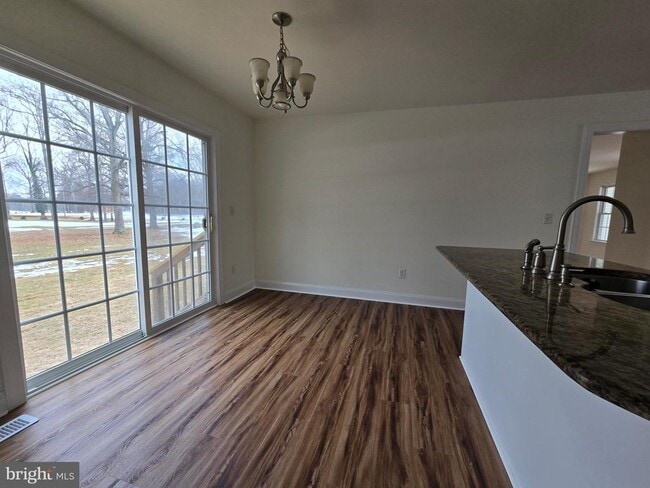 Building Photo - 271 Ashton Ct