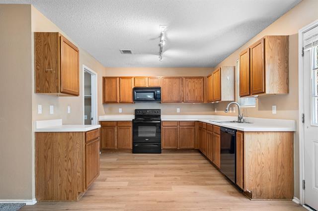 Building Photo - 1840 Ramada Trail